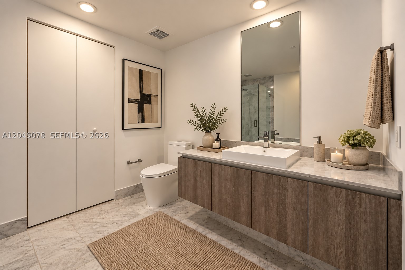 801 S Miami Ave #1702, Miami FL 33130