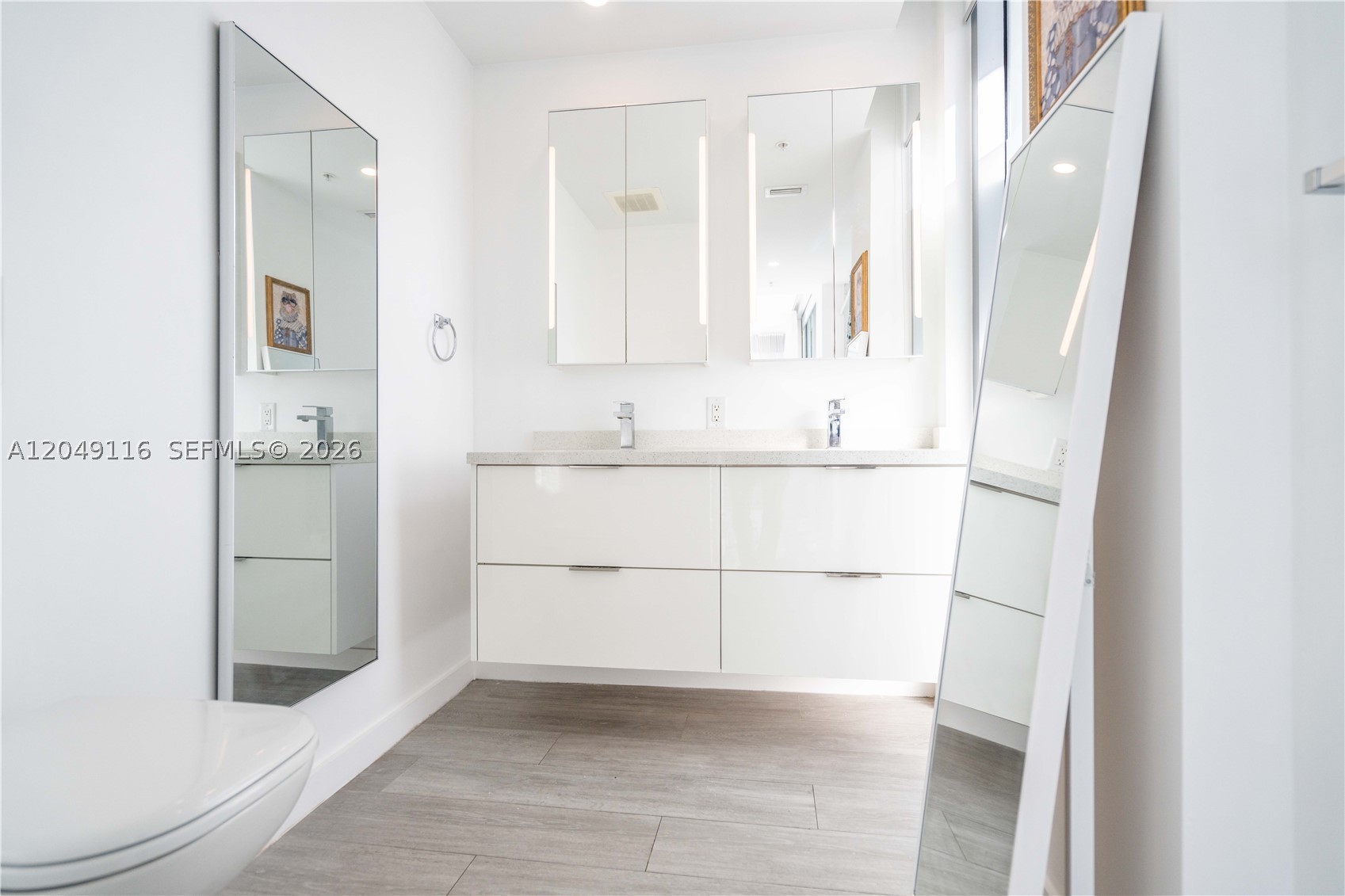 8425 Crespi Blvd #304, Miami Beach FL 33141