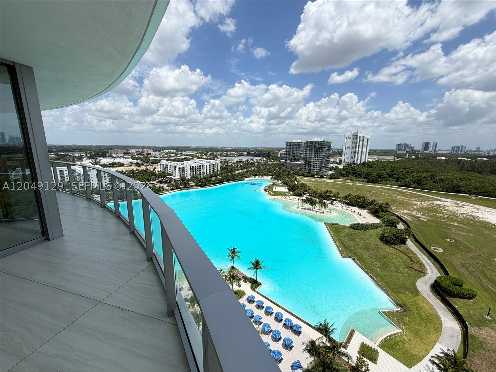 2411 Laguna Circle North #1411, Miami FL 33181