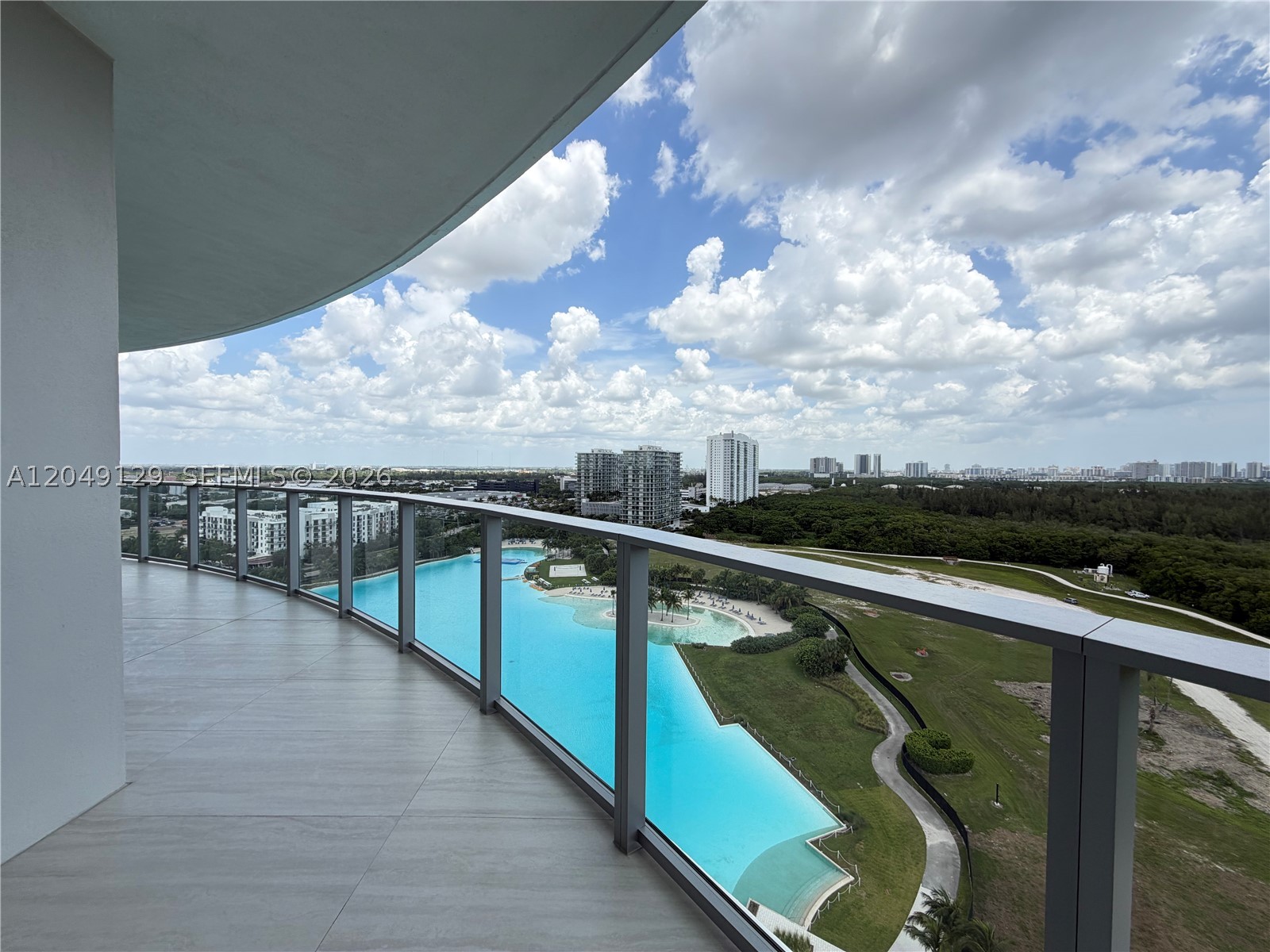 2411 Laguna Circle North #1411, Miami FL 33181