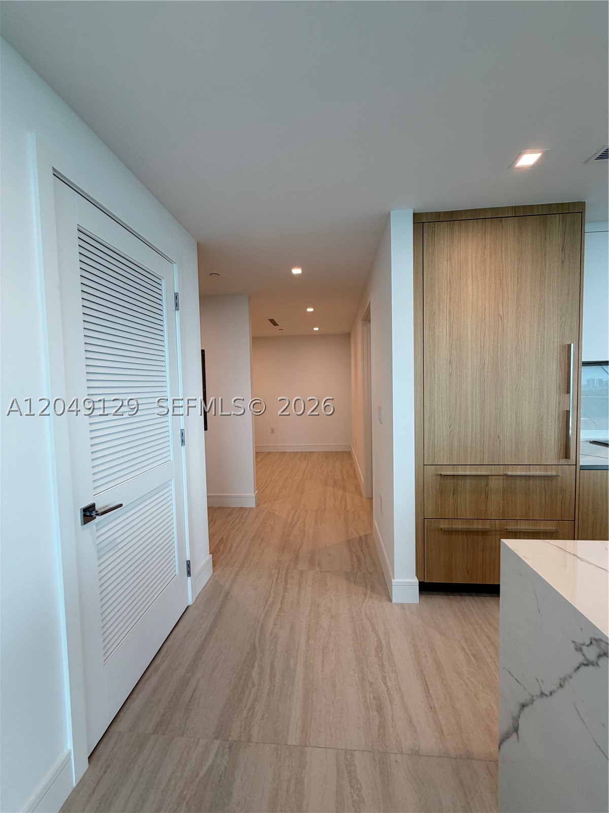 2411 Laguna Circle North #1411, Miami FL 33181