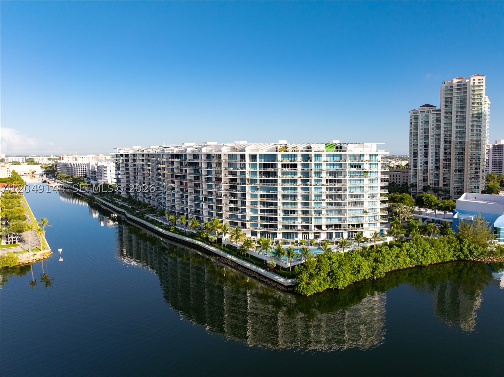 3250 NE 188th St #608, Aventura FL 33180