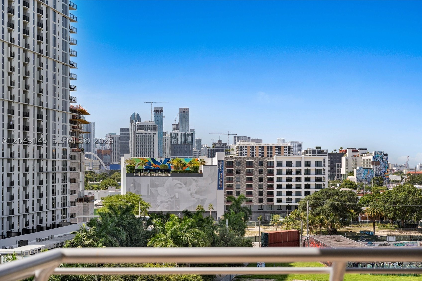 90 NE 32nd #727, Miami FL 33127