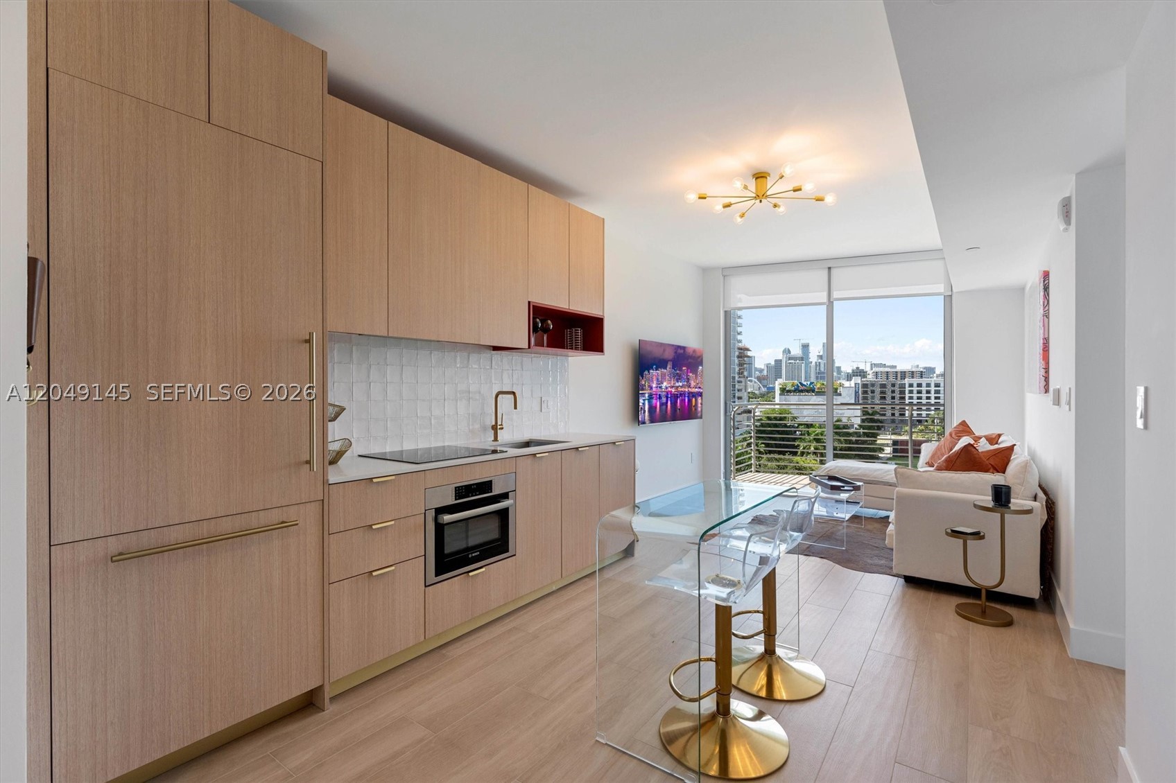 90 NE 32nd #727, Miami FL 33127