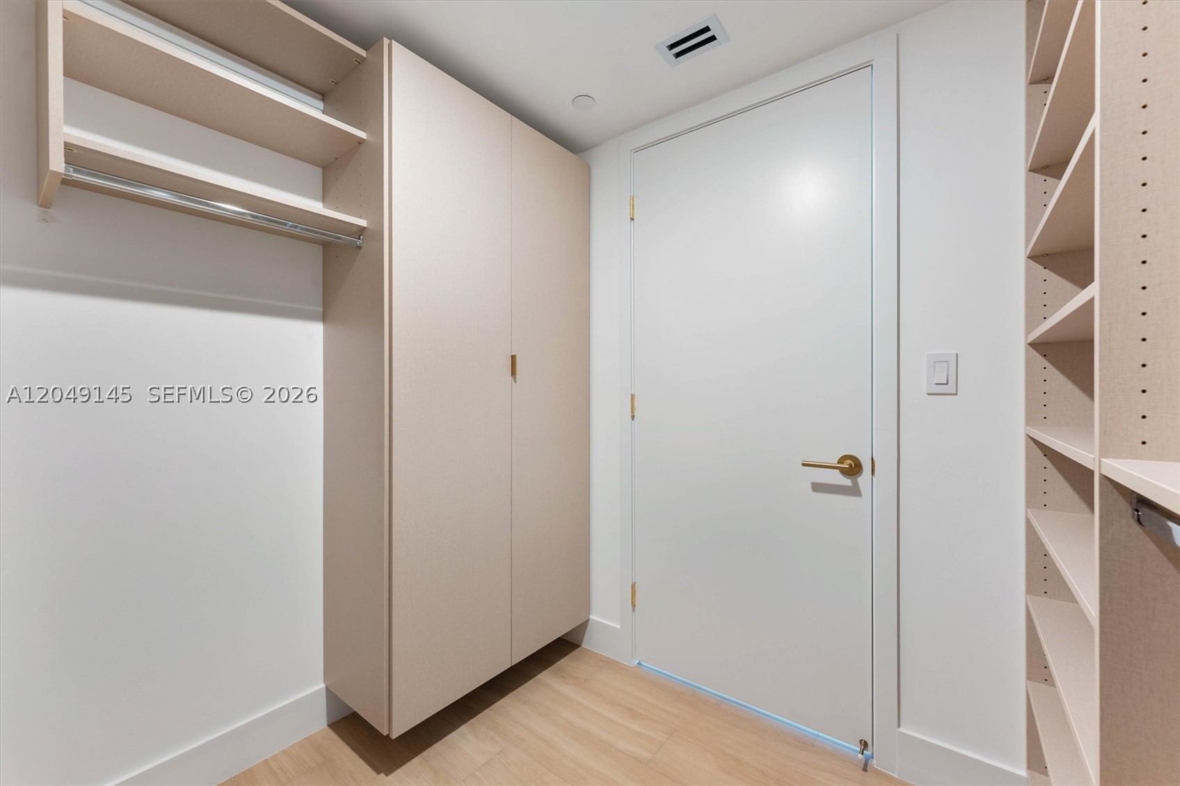 90 NE 32nd #727, Miami FL 33127