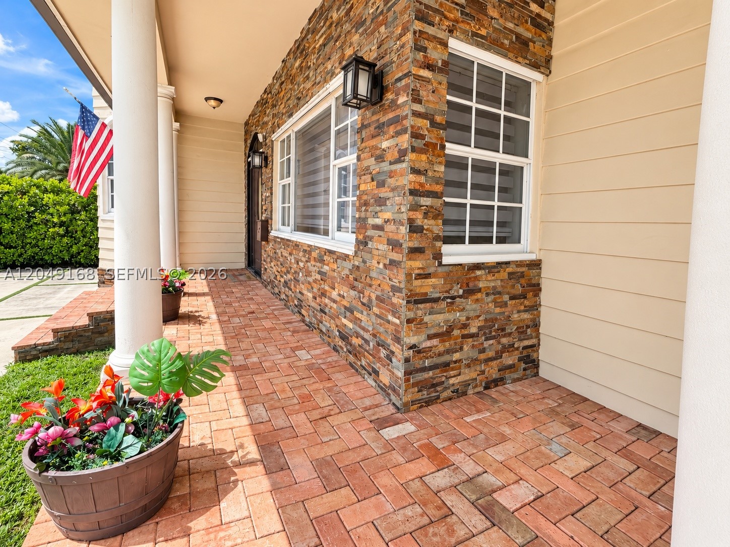 901 Dove Ave, Miami Springs FL 33166