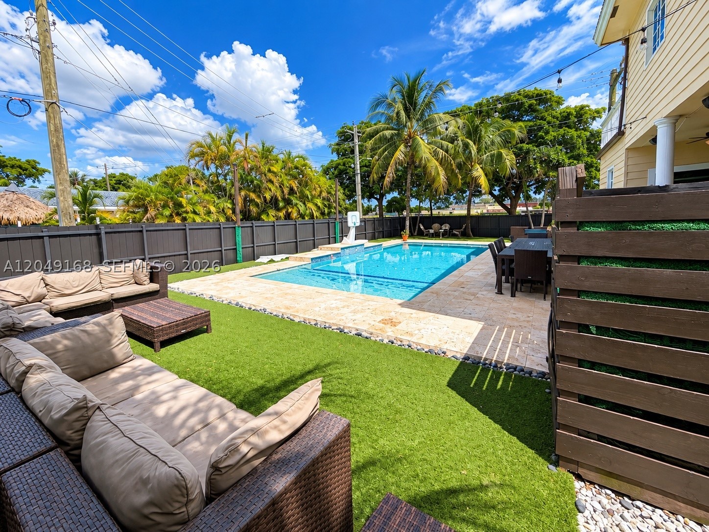 901 Dove Ave, Miami Springs FL 33166