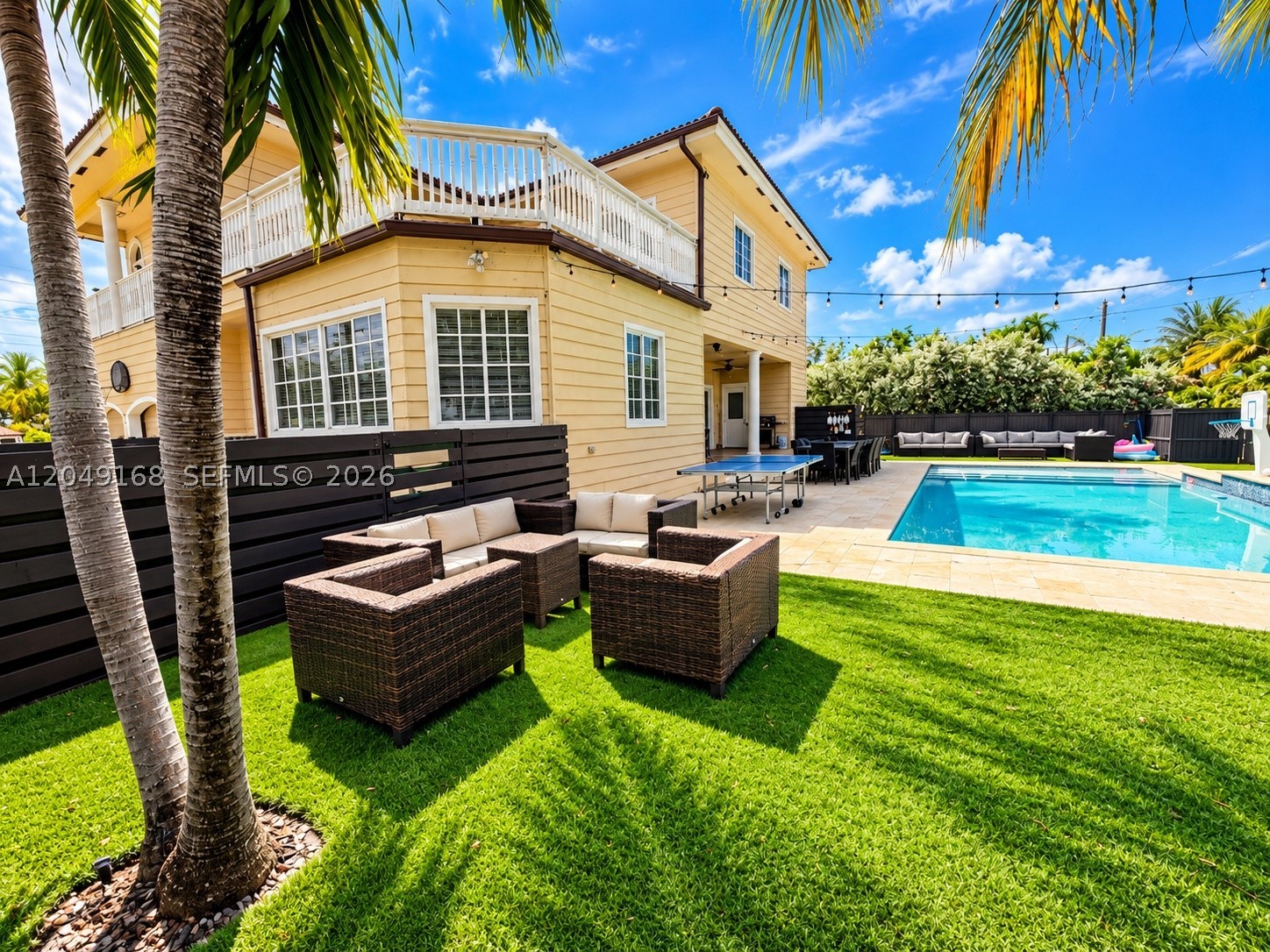 901 Dove Ave, Miami Springs FL 33166