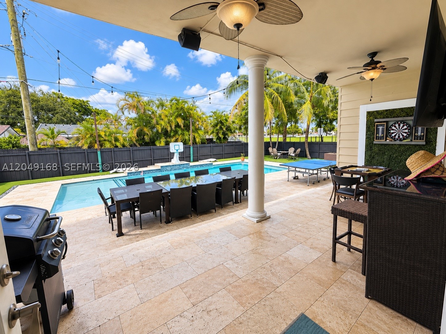 901 Dove Ave, Miami Springs FL 33166