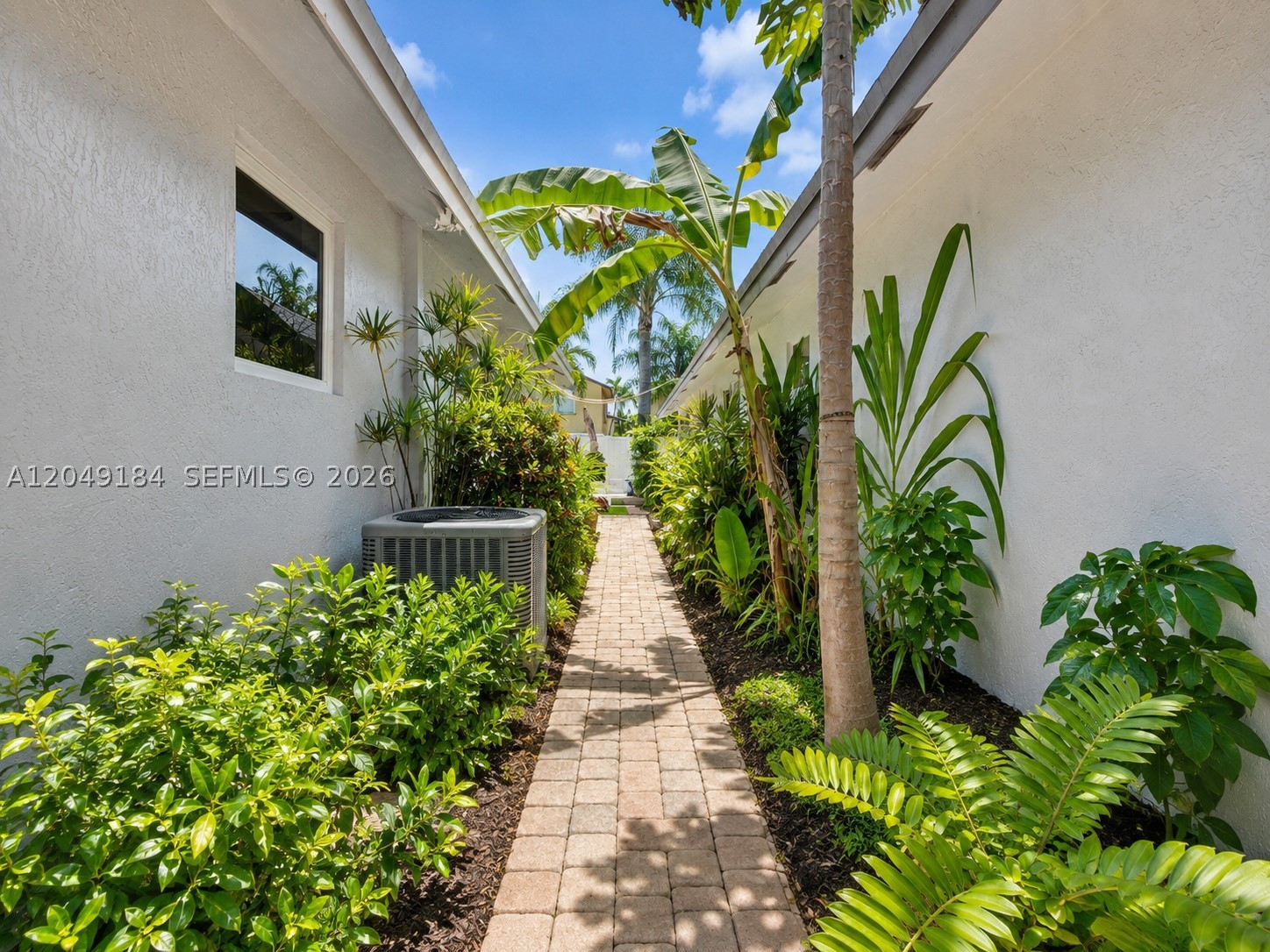 2384 NW 34th Way, Coconut Creek FL 33066