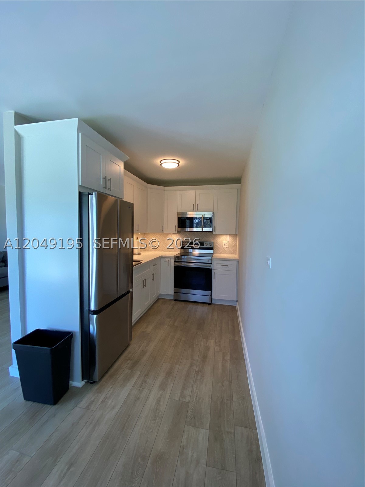 11121 SW 46th St, Miami FL 33165
