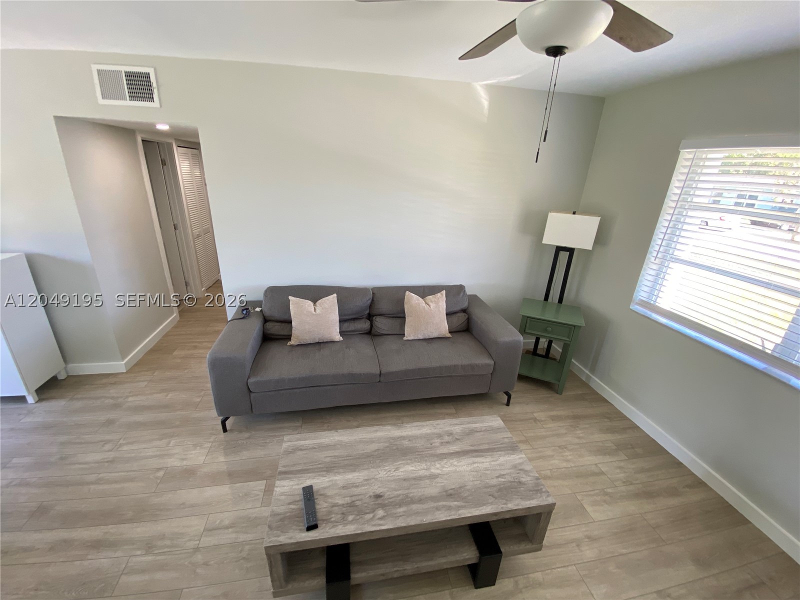 11121 SW 46th St, Miami FL 33165