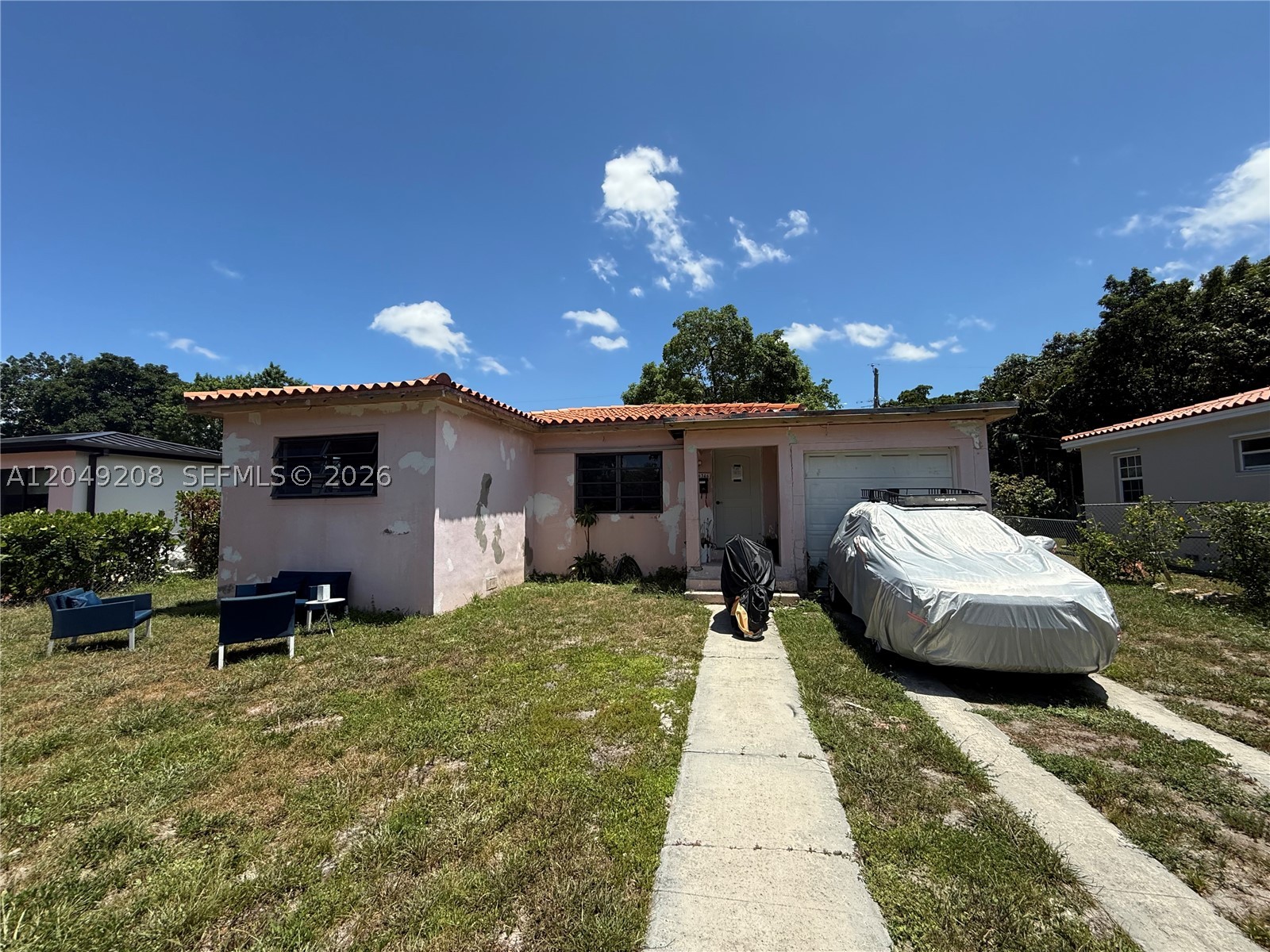 6346 NW 41st St, Virginia Gardens FL 33166