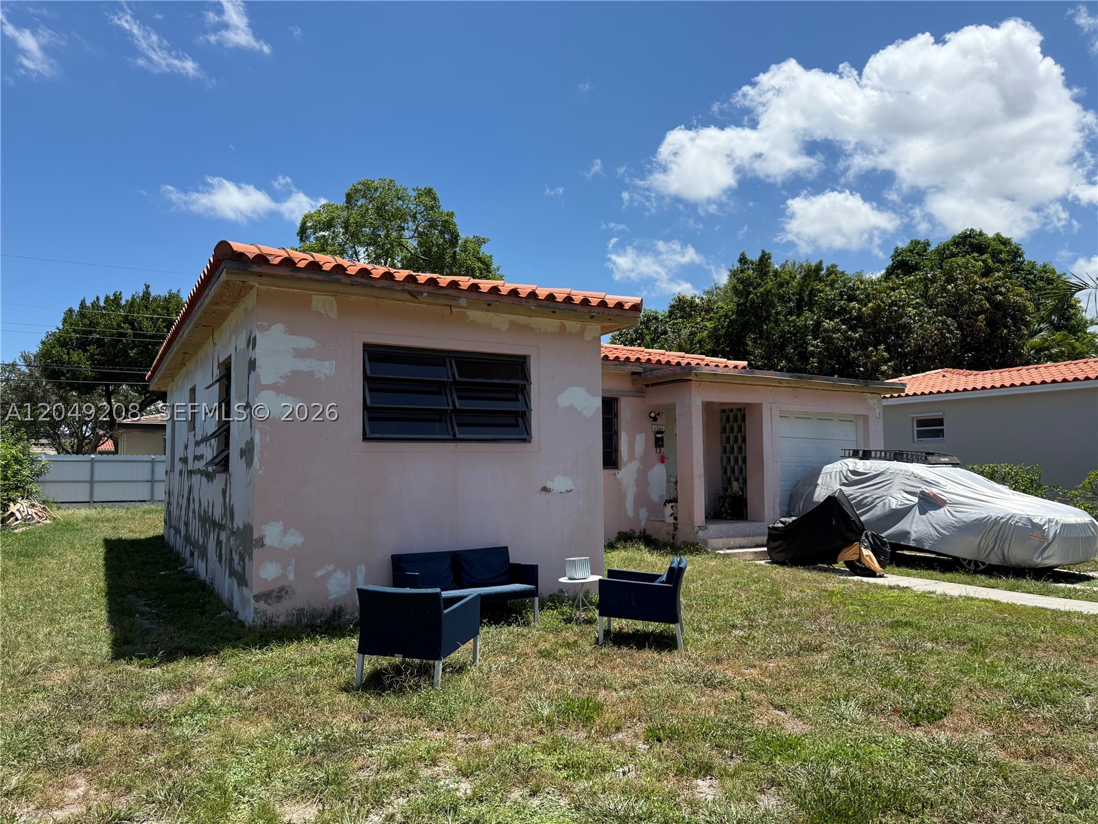 6346 NW 41st St, Virginia Gardens FL 33166
