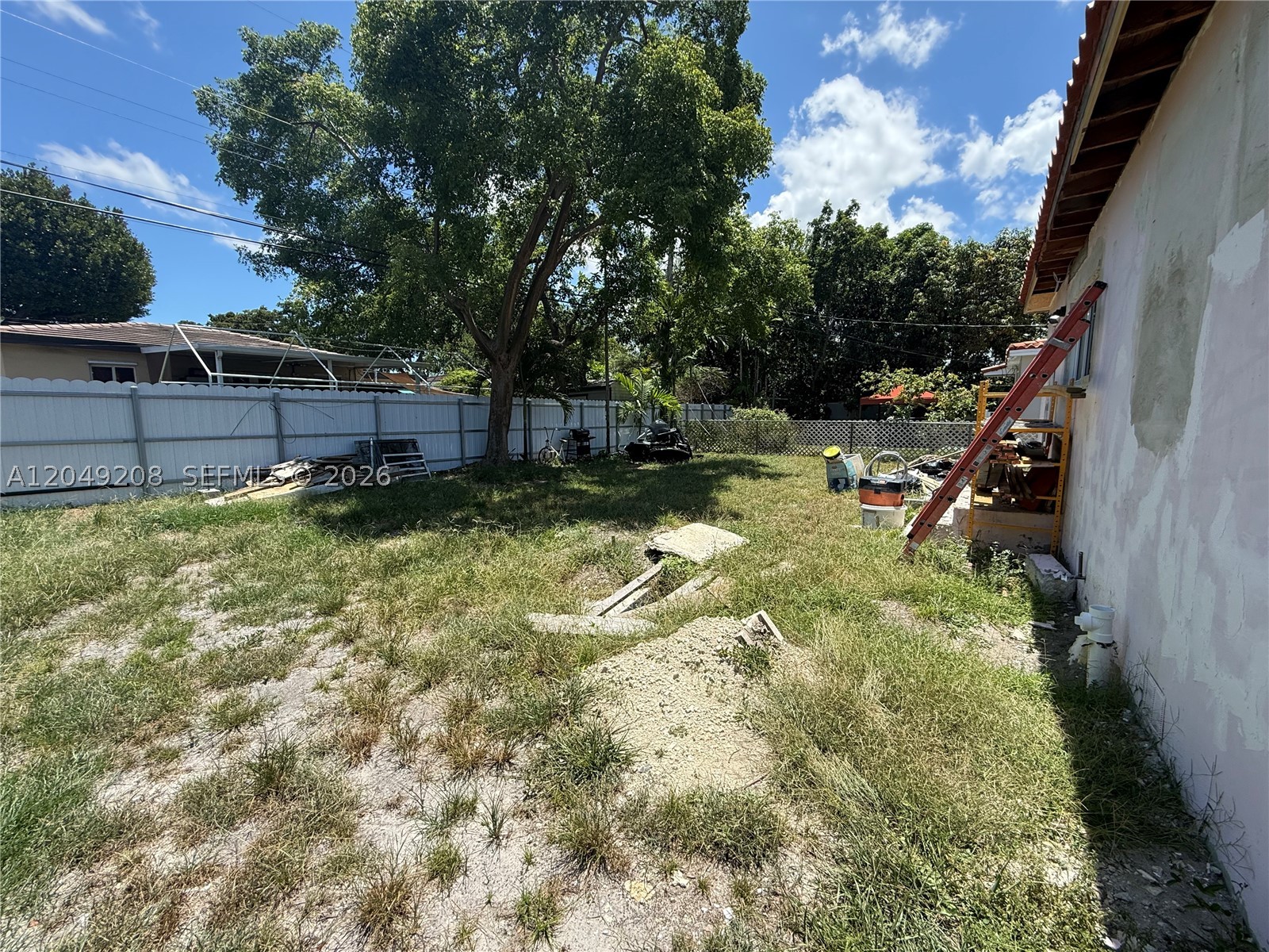 6346 NW 41st St, Virginia Gardens FL 33166