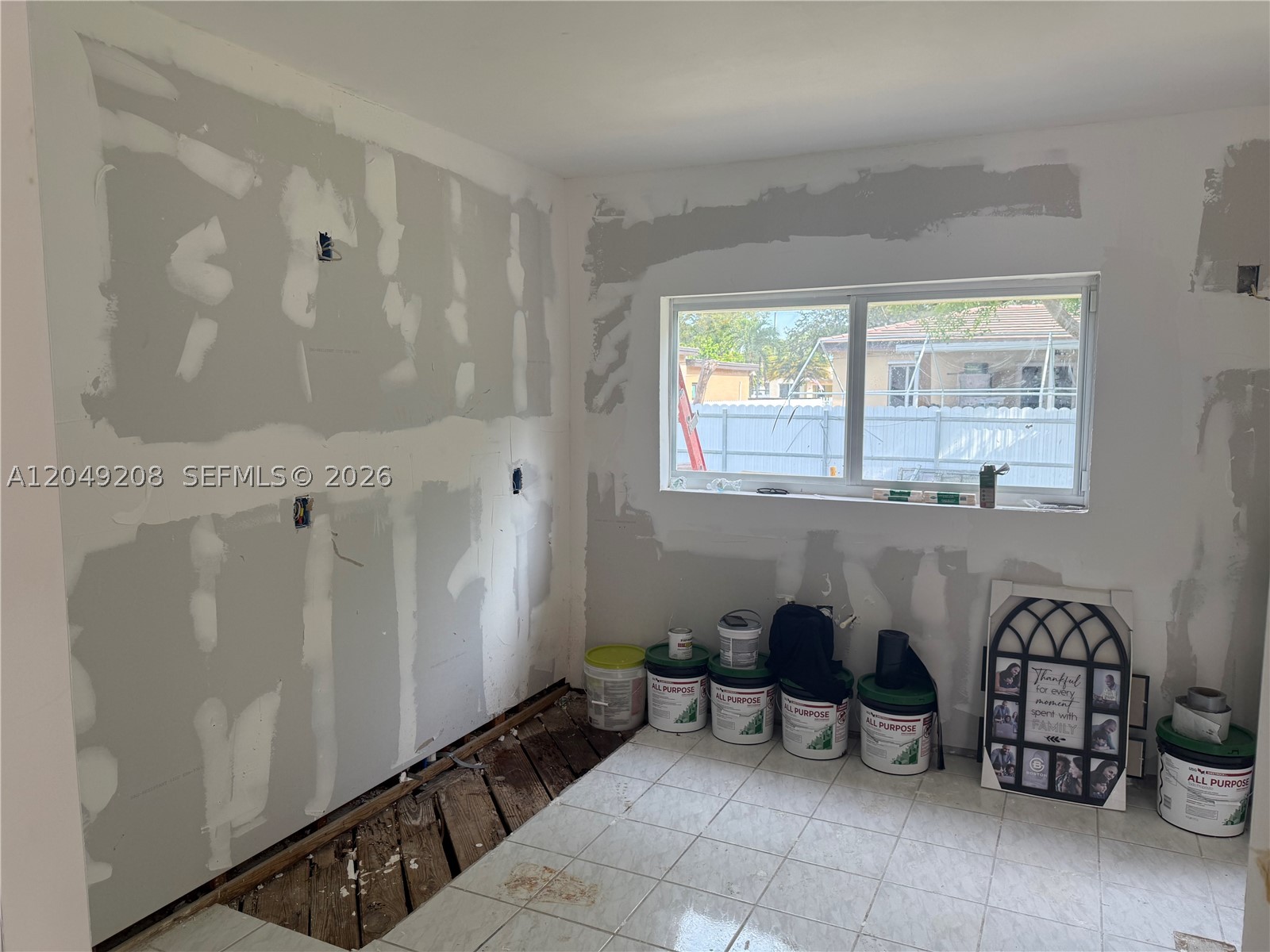6346 NW 41st St, Virginia Gardens FL 33166