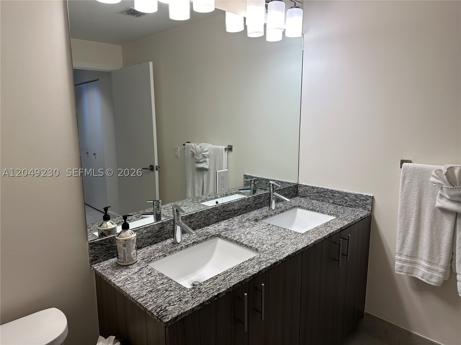 5350 NW 84th Ave #1107, Doral FL 33166