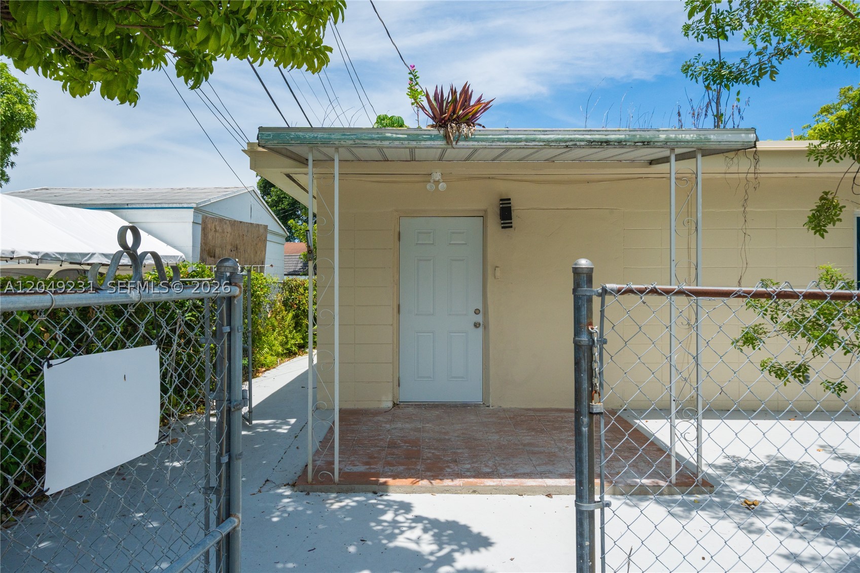 1701 NW 19th Ave #1701, Miami FL 33125