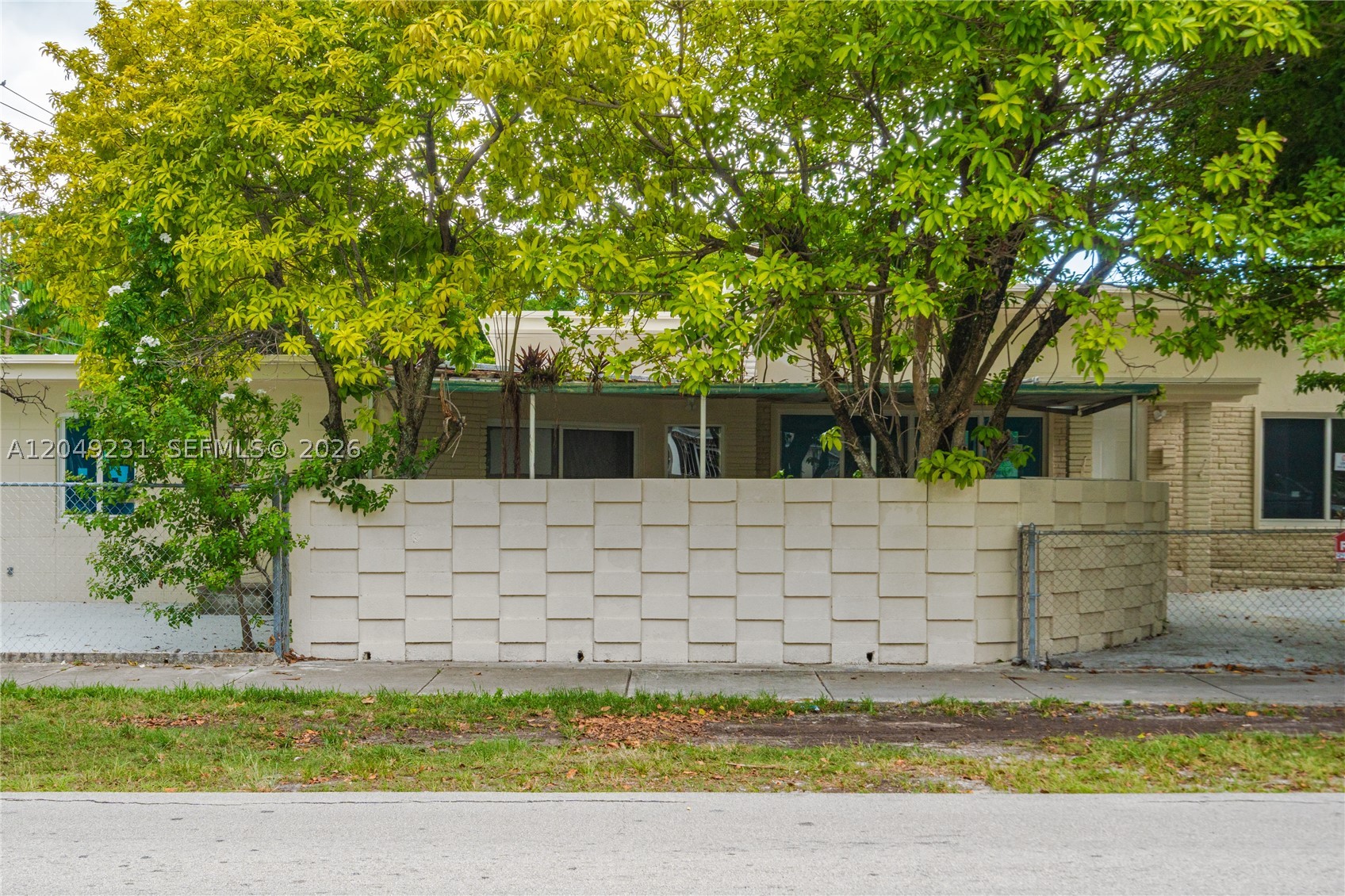 1701 NW 19th Ave #1701, Miami FL 33125