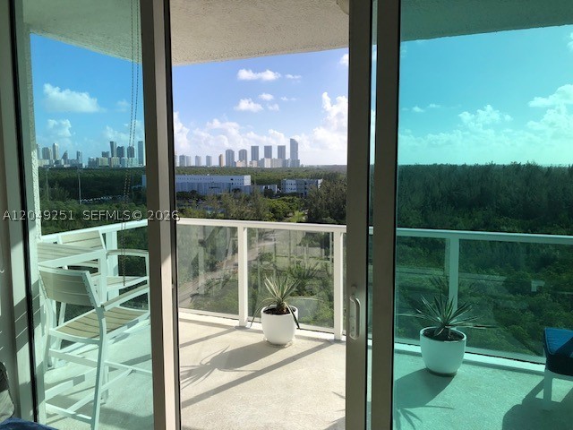15051 Royal Oaks Ln #1101, North Miami FL 33181