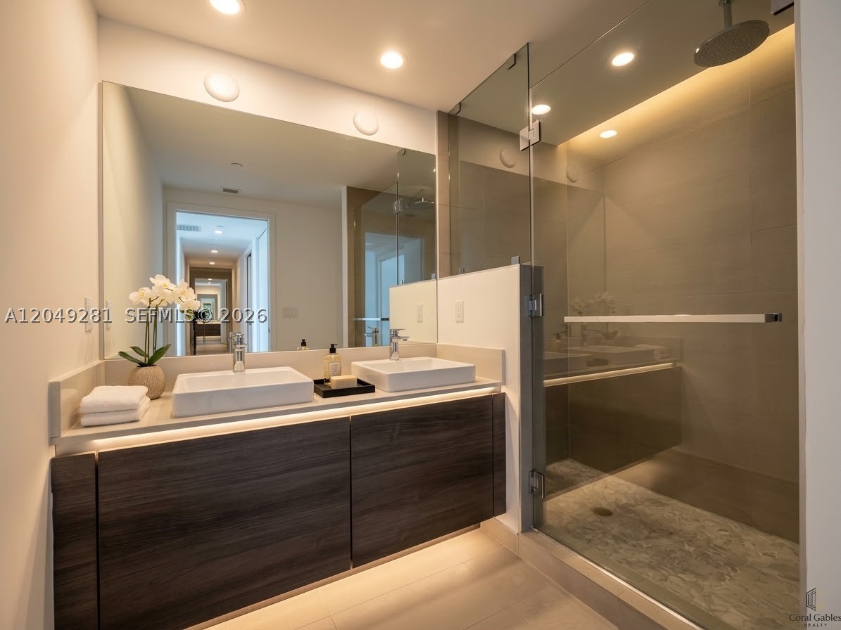 1080 Brickell Ave #1709, Miami FL 33131
