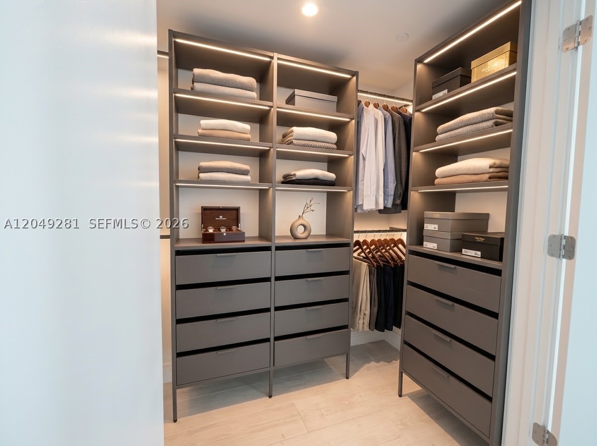 1080 Brickell Ave #1709, Miami FL 33131