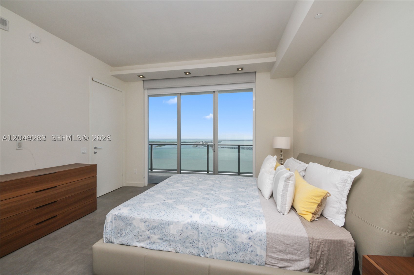 1300 Brickell Bay Dr #4102, Miami FL 33131