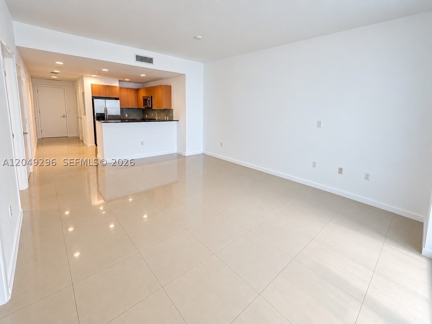 1060 Brickell Ave #1505, Miami FL 33131