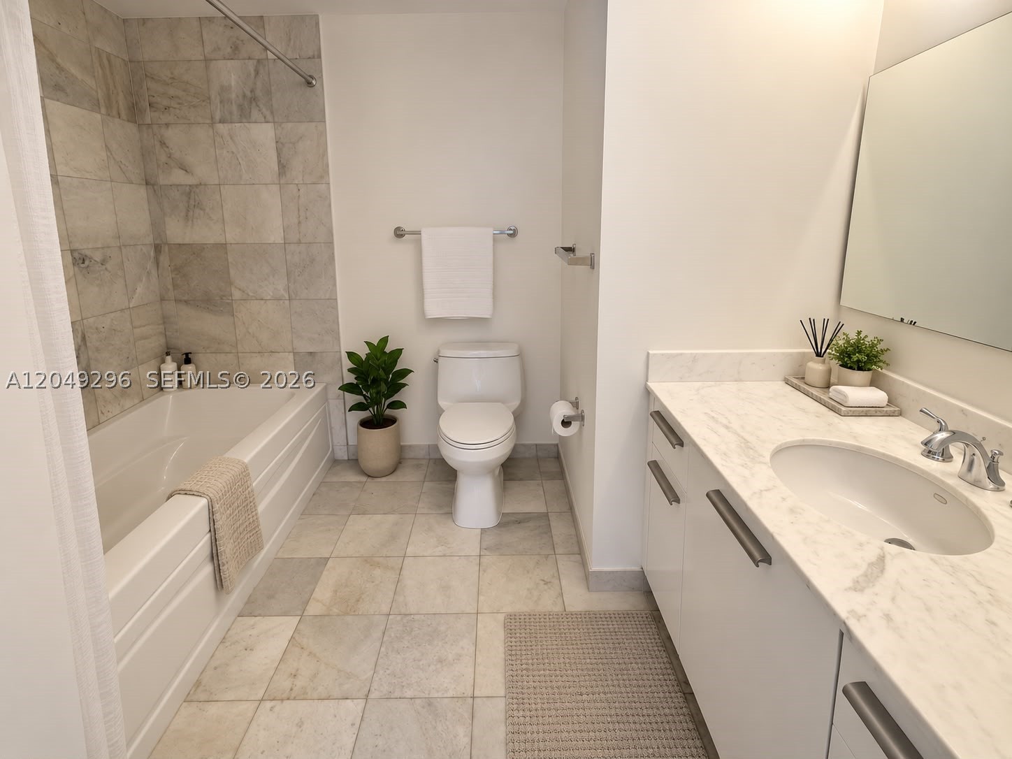 1060 Brickell Ave #1505, Miami FL 33131