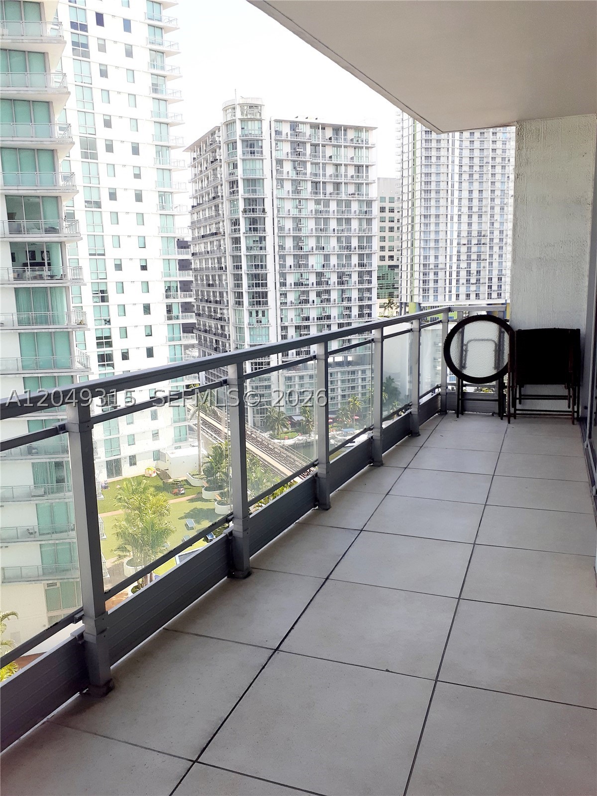 90 SW 3rd St #1914, Miami FL 33130
