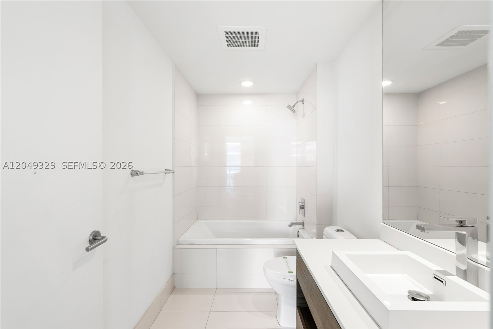 1100 S Miami Ave #2306, Miami FL 33130