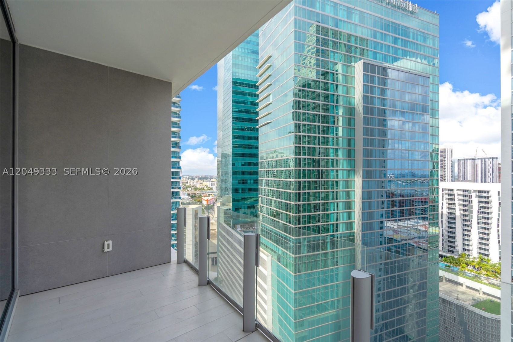 300 Biscayne Boulevard Way #3009W, Miami FL 33131