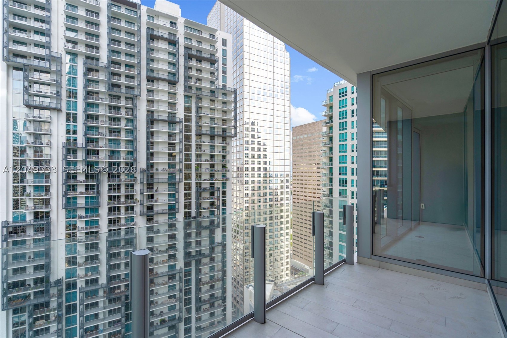 300 Biscayne Boulevard Way #3009W, Miami FL 33131