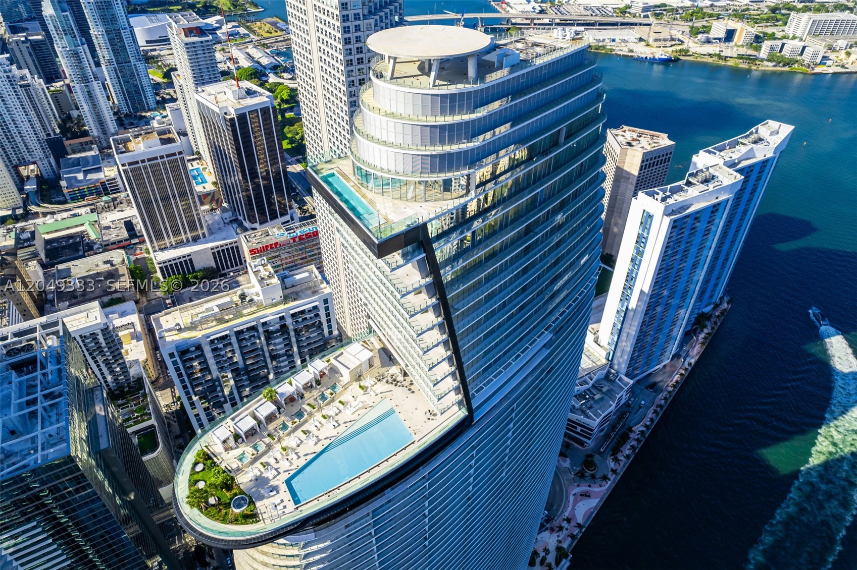 300 Biscayne Boulevard Way #3009W, Miami FL 33131
