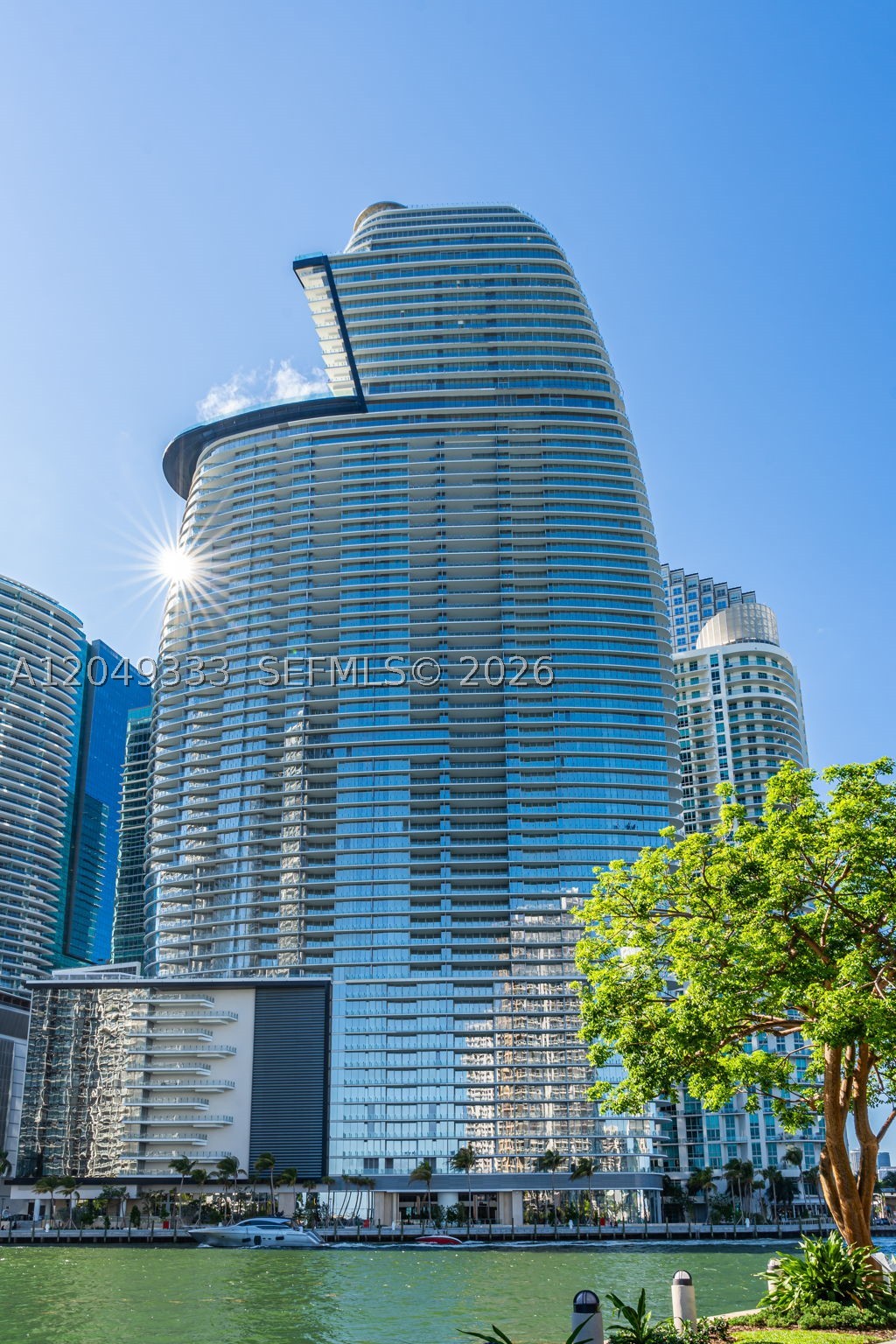 300 Biscayne Boulevard Way #3009W, Miami FL 33131
