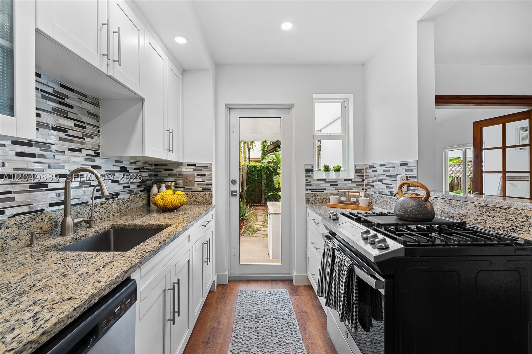 642 86th St, Miami Beach FL 33141