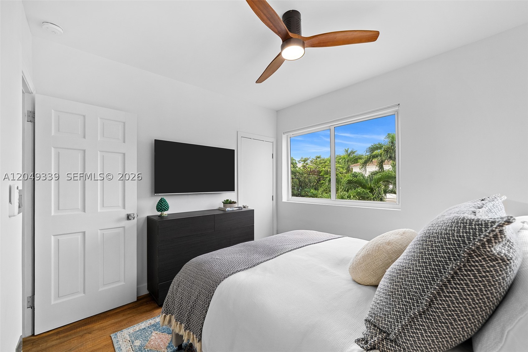 642 86th St, Miami Beach FL 33141