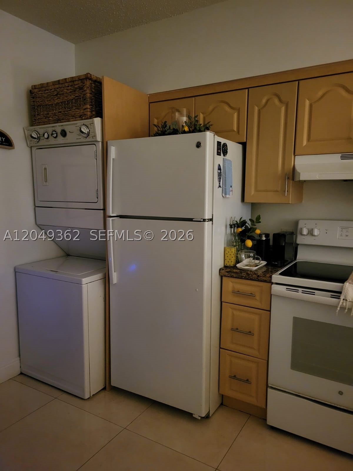 5099 NW 7th St #205, Miami FL 33126