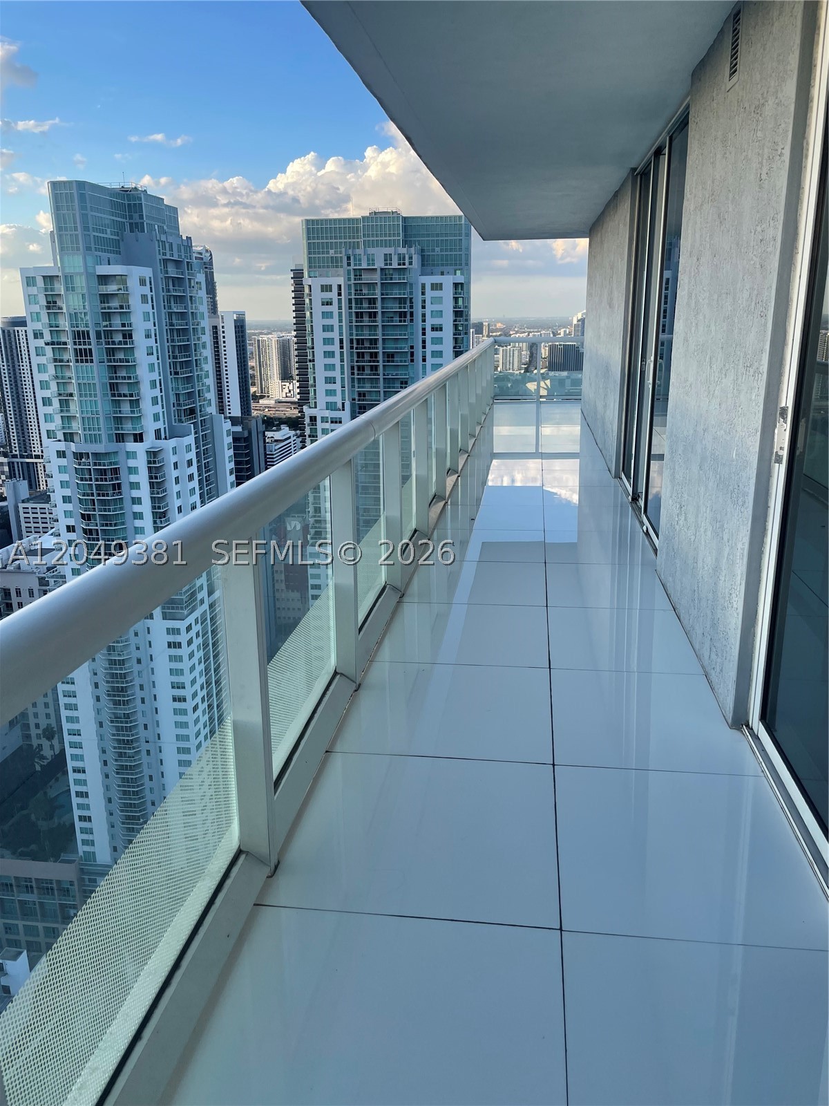 50 Biscayne Blvd #5001, Miami FL 33132
