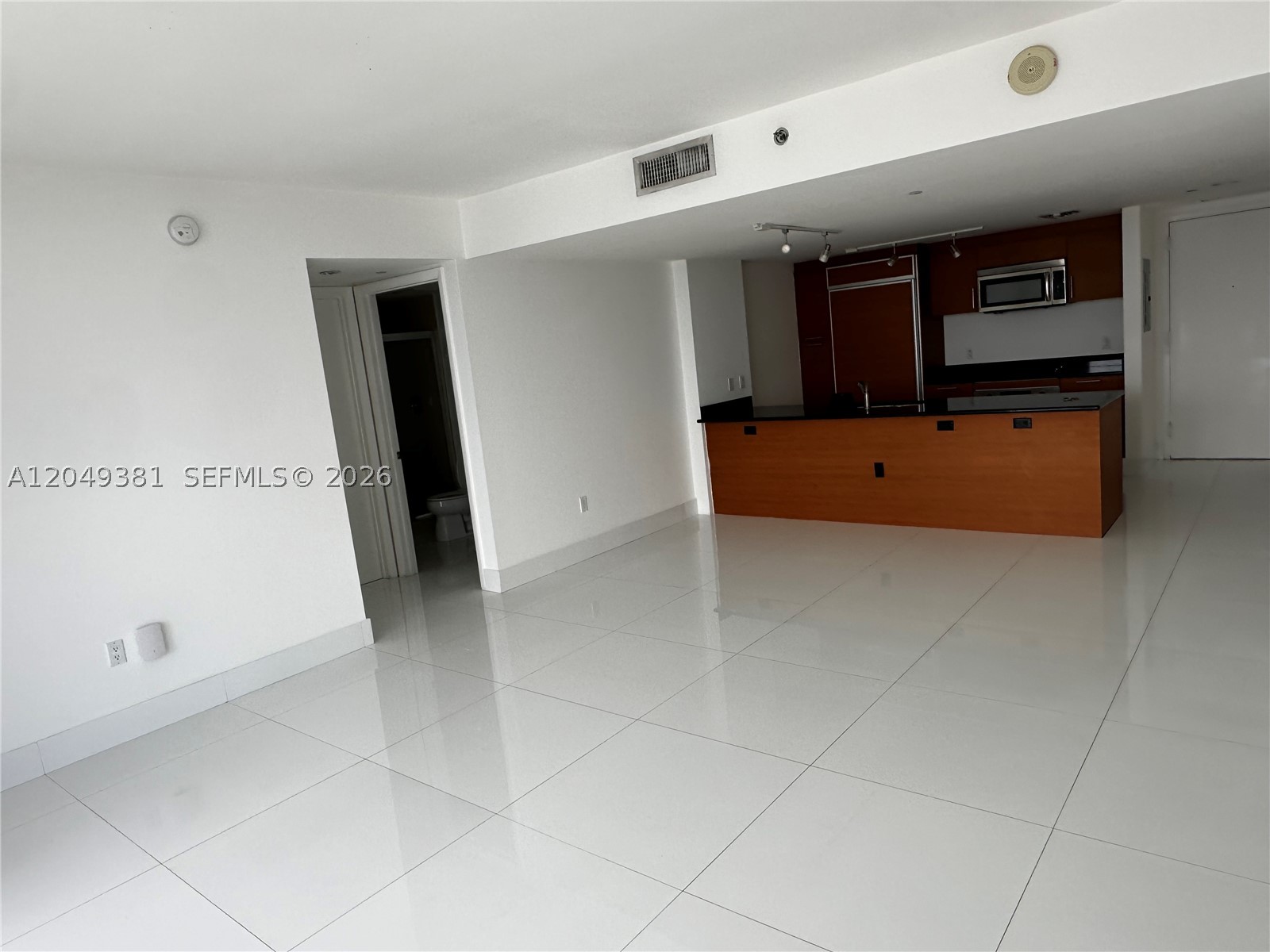 50 Biscayne Blvd #5001, Miami FL 33132