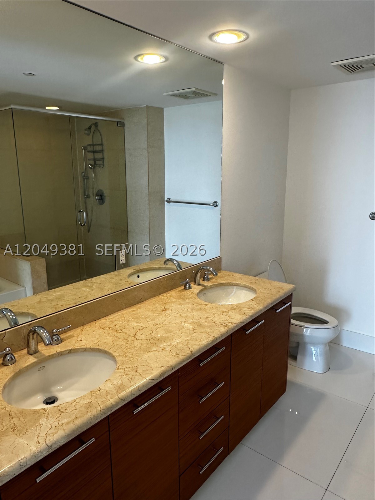 50 Biscayne Blvd #5001, Miami FL 33132
