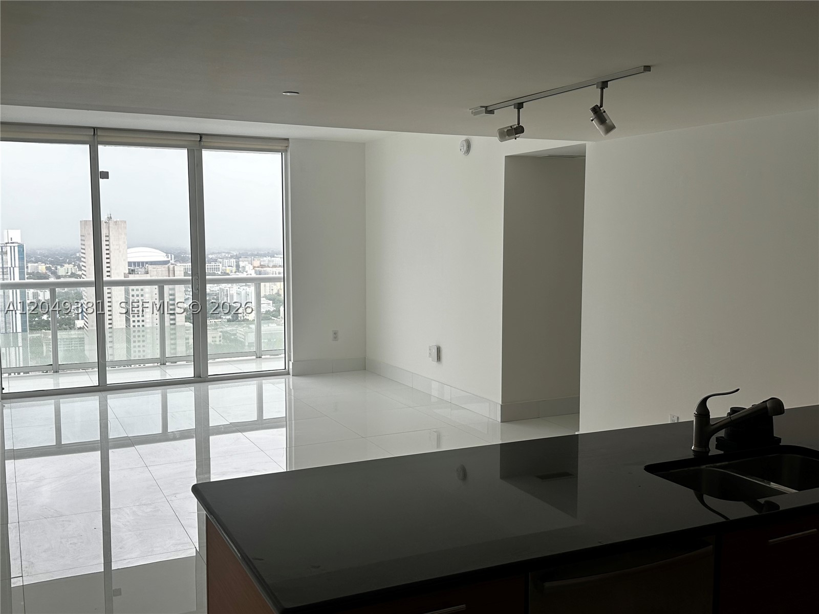 50 Biscayne Blvd #5001, Miami FL 33132