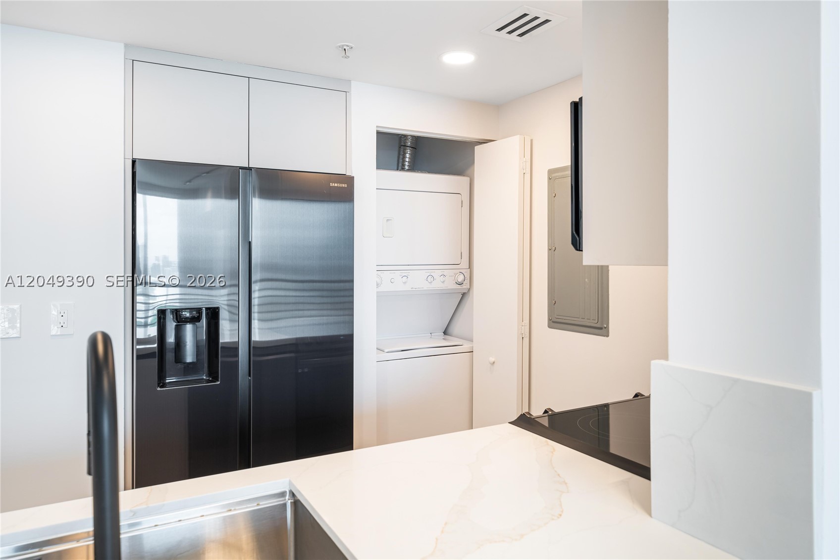 325 S Biscayne Blvd #2920, Miami FL 33131