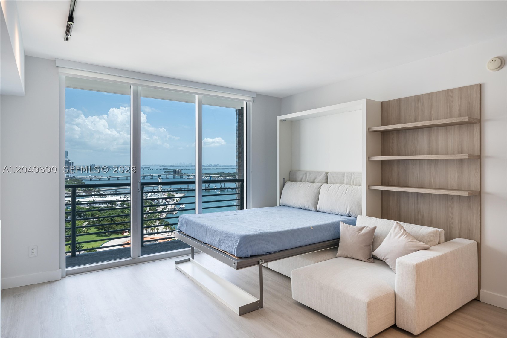 325 S Biscayne Blvd #2920, Miami FL 33131