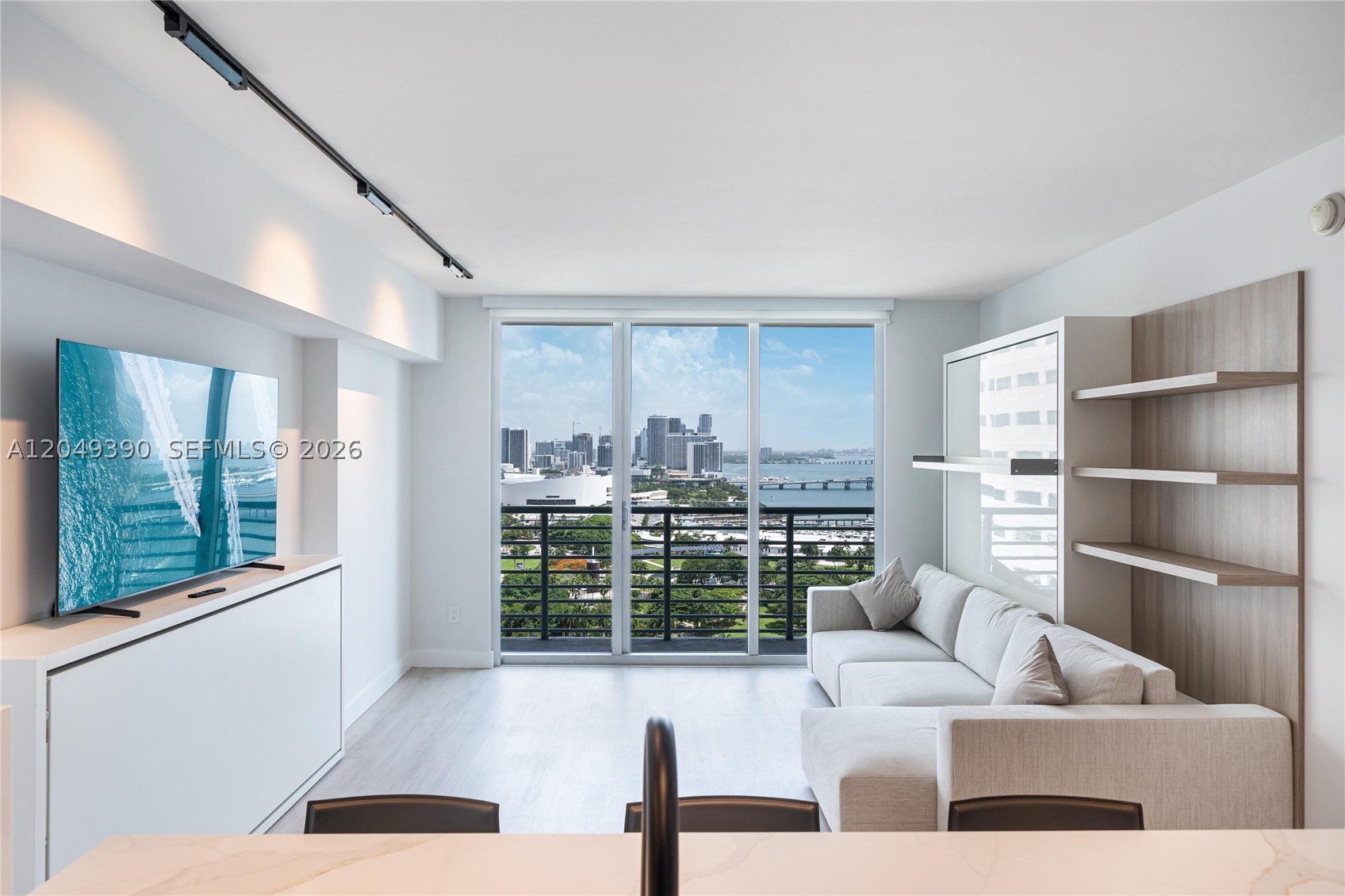 325 S Biscayne Blvd #2920, Miami FL 33131