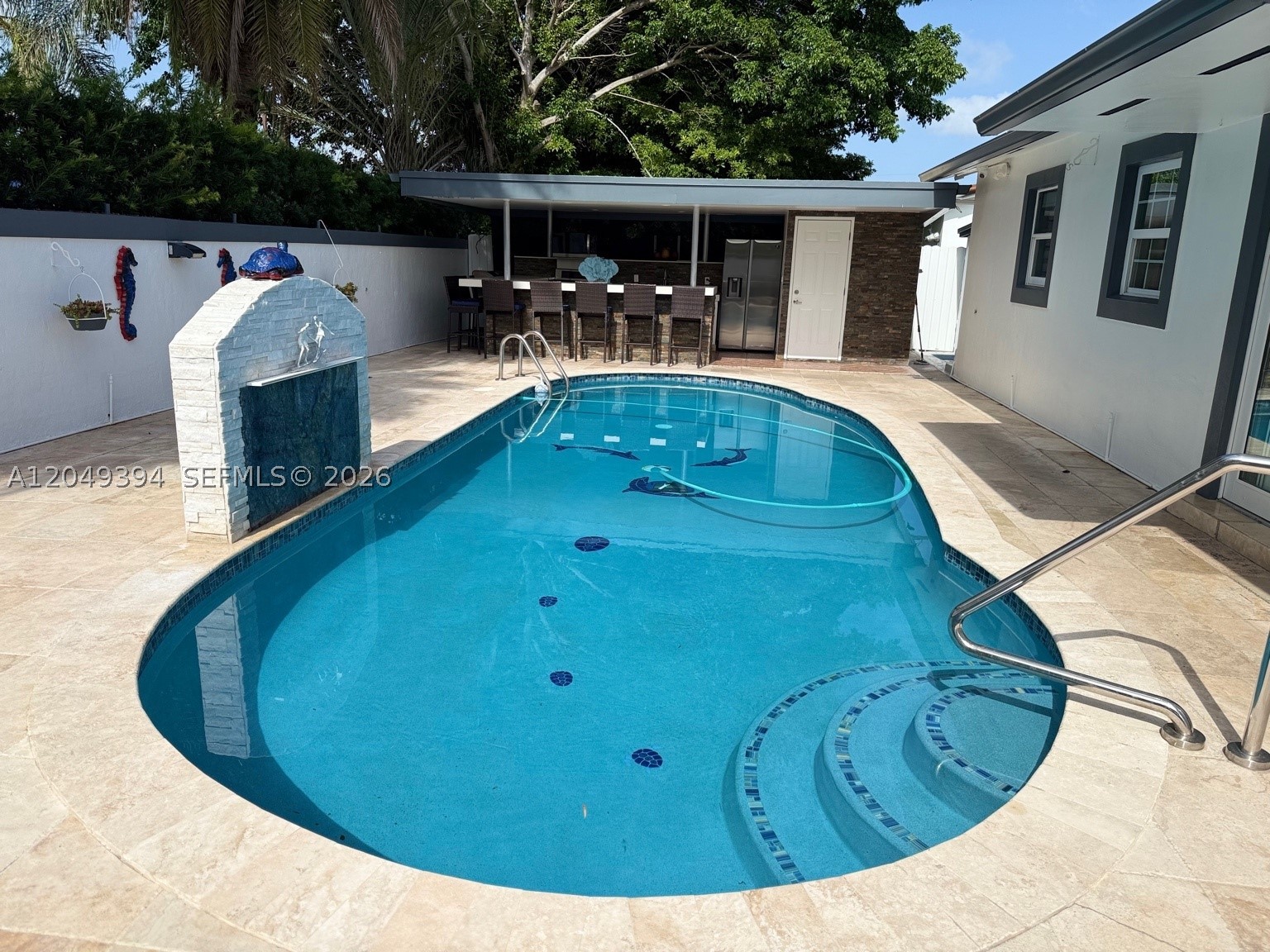 9675 SW 19th St, Miami FL 33165
