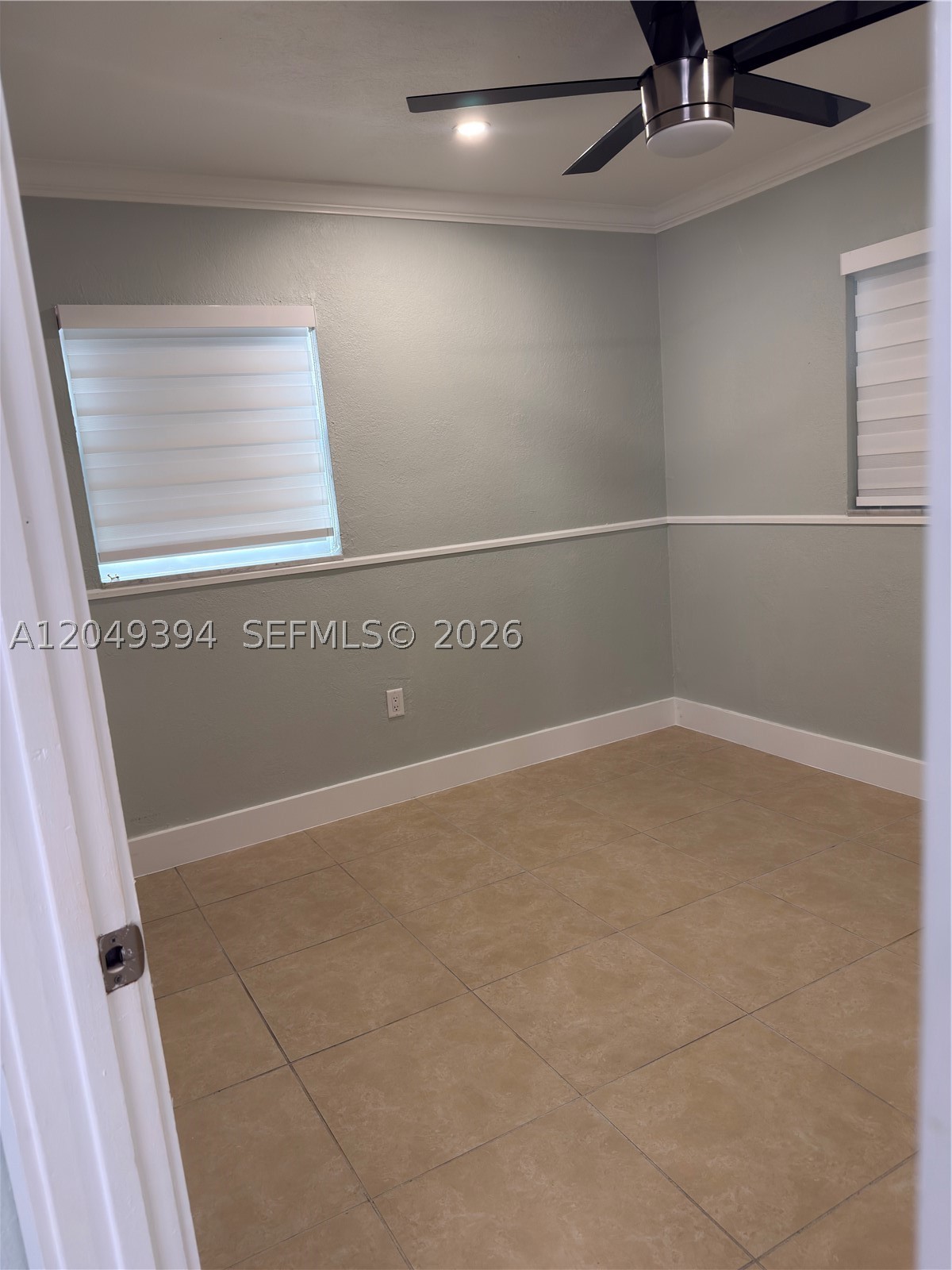 9675 SW 19th St, Miami FL 33165