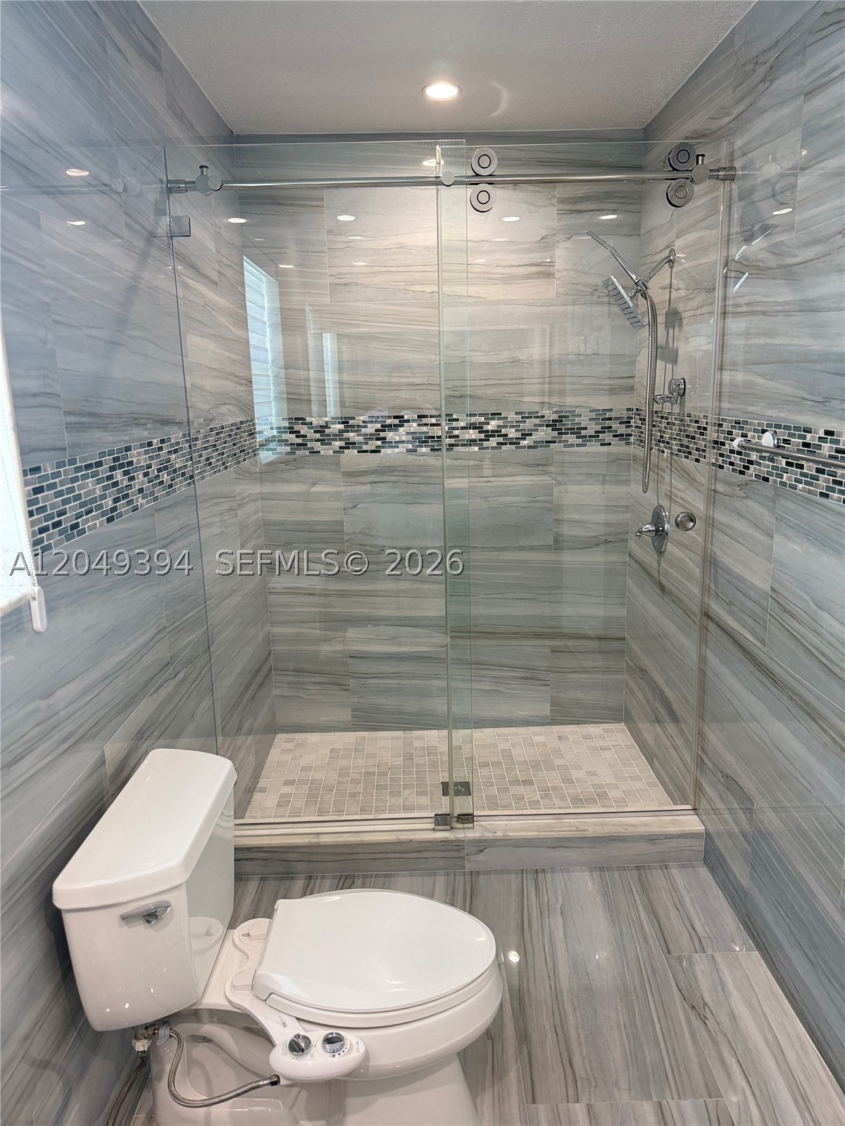 9675 SW 19th St, Miami FL 33165