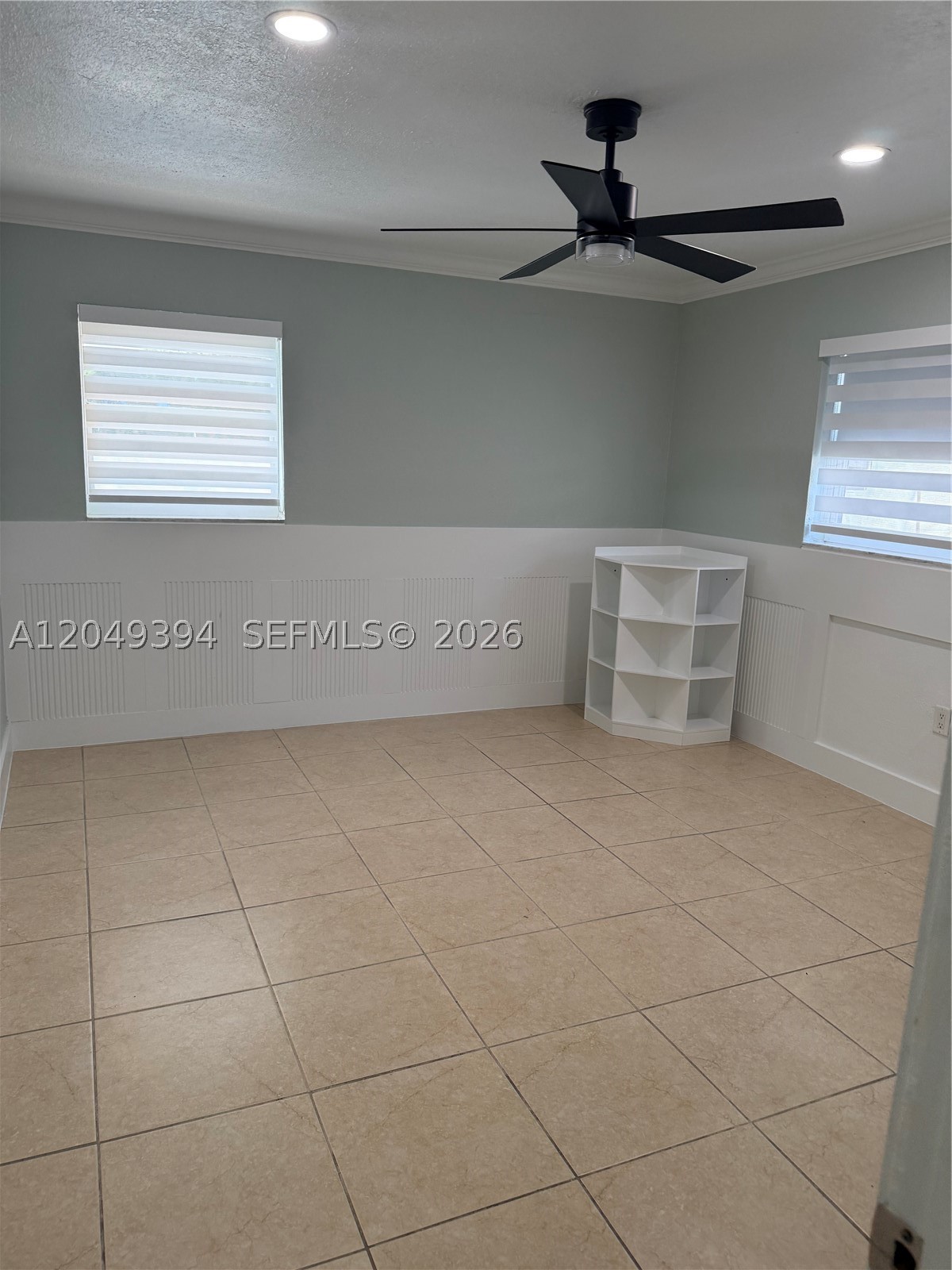 9675 SW 19th St, Miami FL 33165