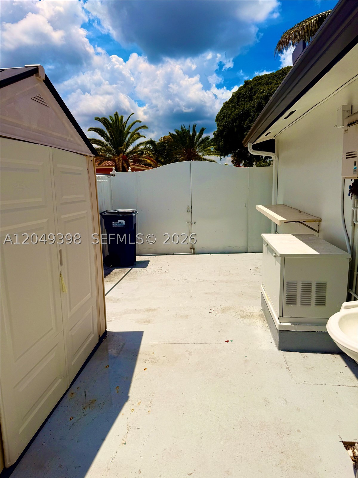 9675 SW 19th St #0, Miami FL 33165